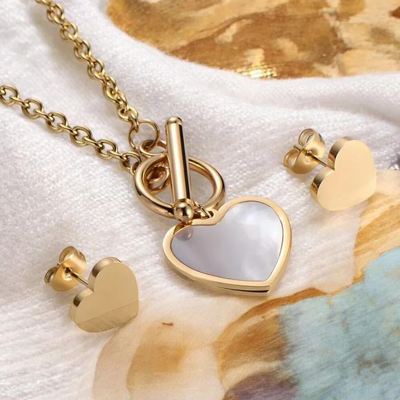 🆕️18K Gold Plated Heart Jewelry Set 💖Dainty Earrings & Necklace w/ Shell Inlay - Picture 1 of 11